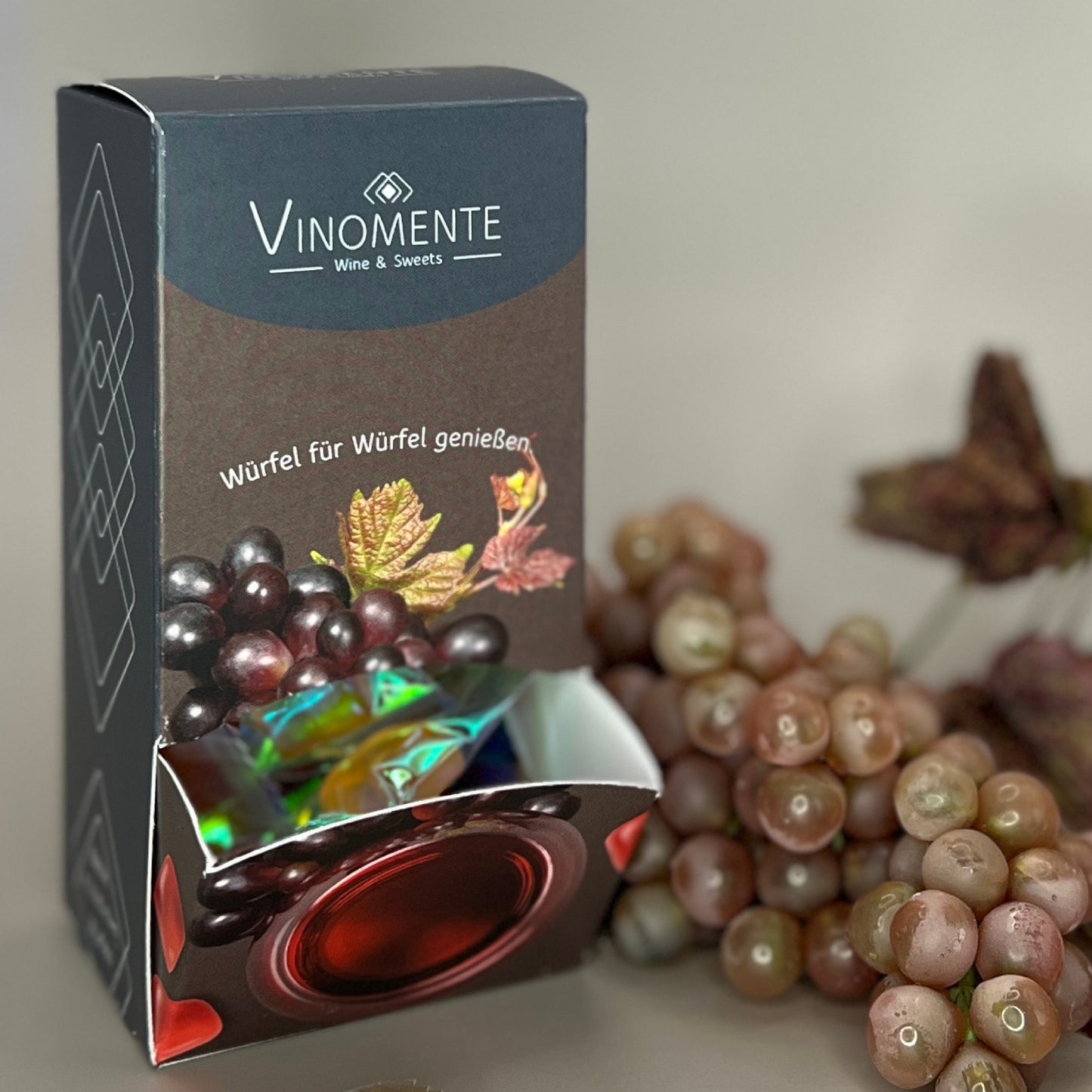 WinzerBox Minis - Weingummi Spenderbox mit 10% Wein - 100g